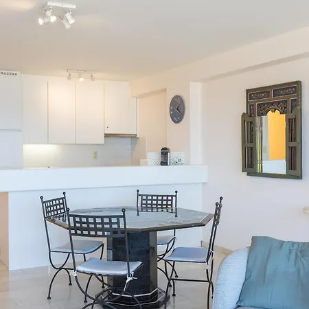 Spacious With Direct Sea View Middelkerke