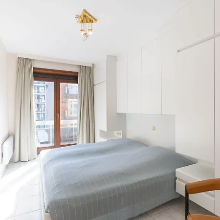 Spacious With Direct Sea View Appartement