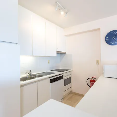 Spacious With Direct Sea View Appartement Middelkerke